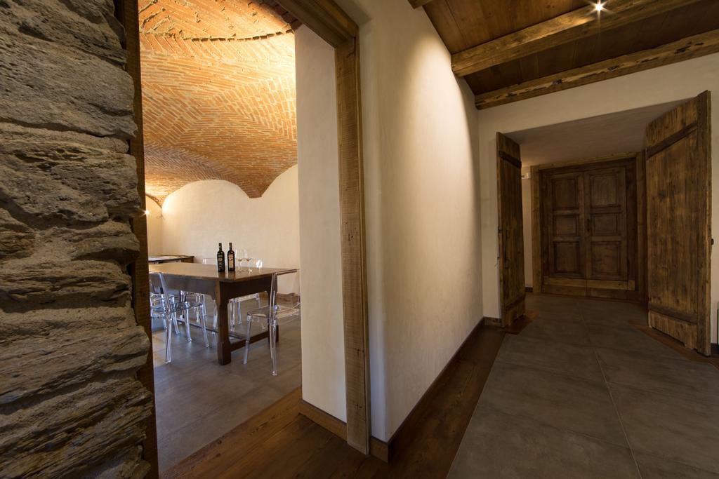 Maison Lo Triolet Introd Εξωτερικό φωτογραφία
