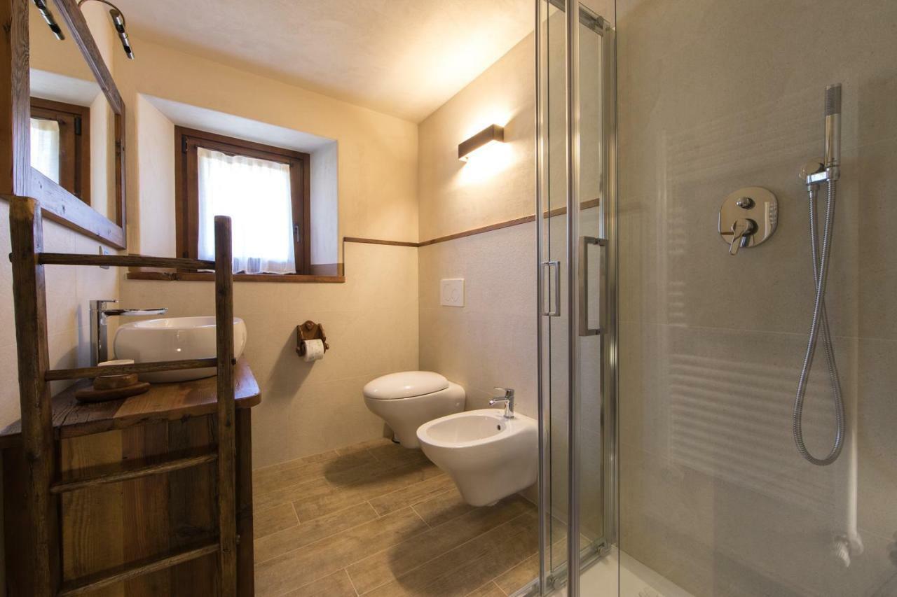 Maison Lo Triolet Introd Εξωτερικό φωτογραφία
